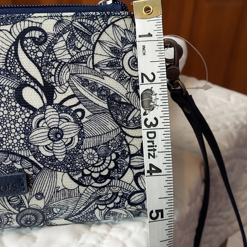*🆕 Sakroots Spirit Desert Specialty Crossbody Wristlet Wallet All In One, NWT